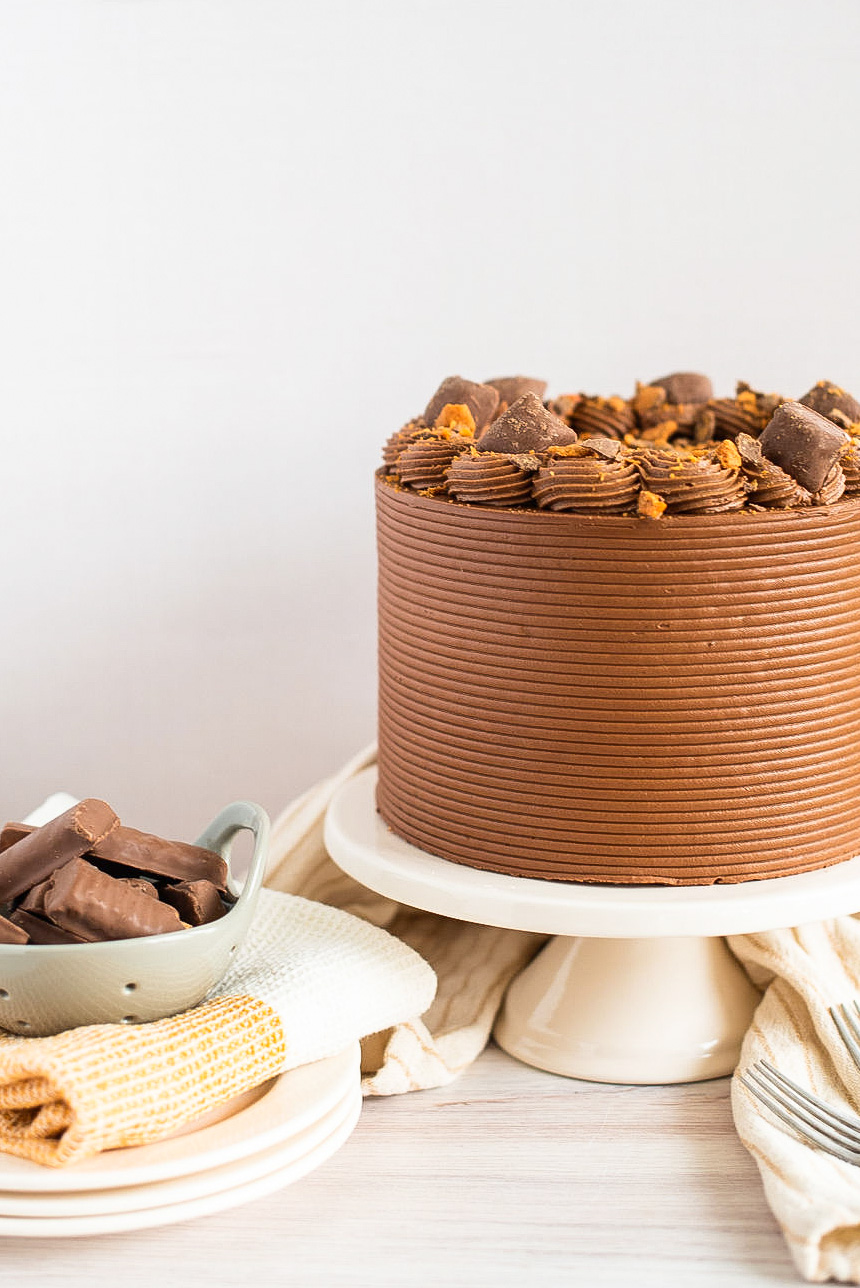 Cake on a cake stand.