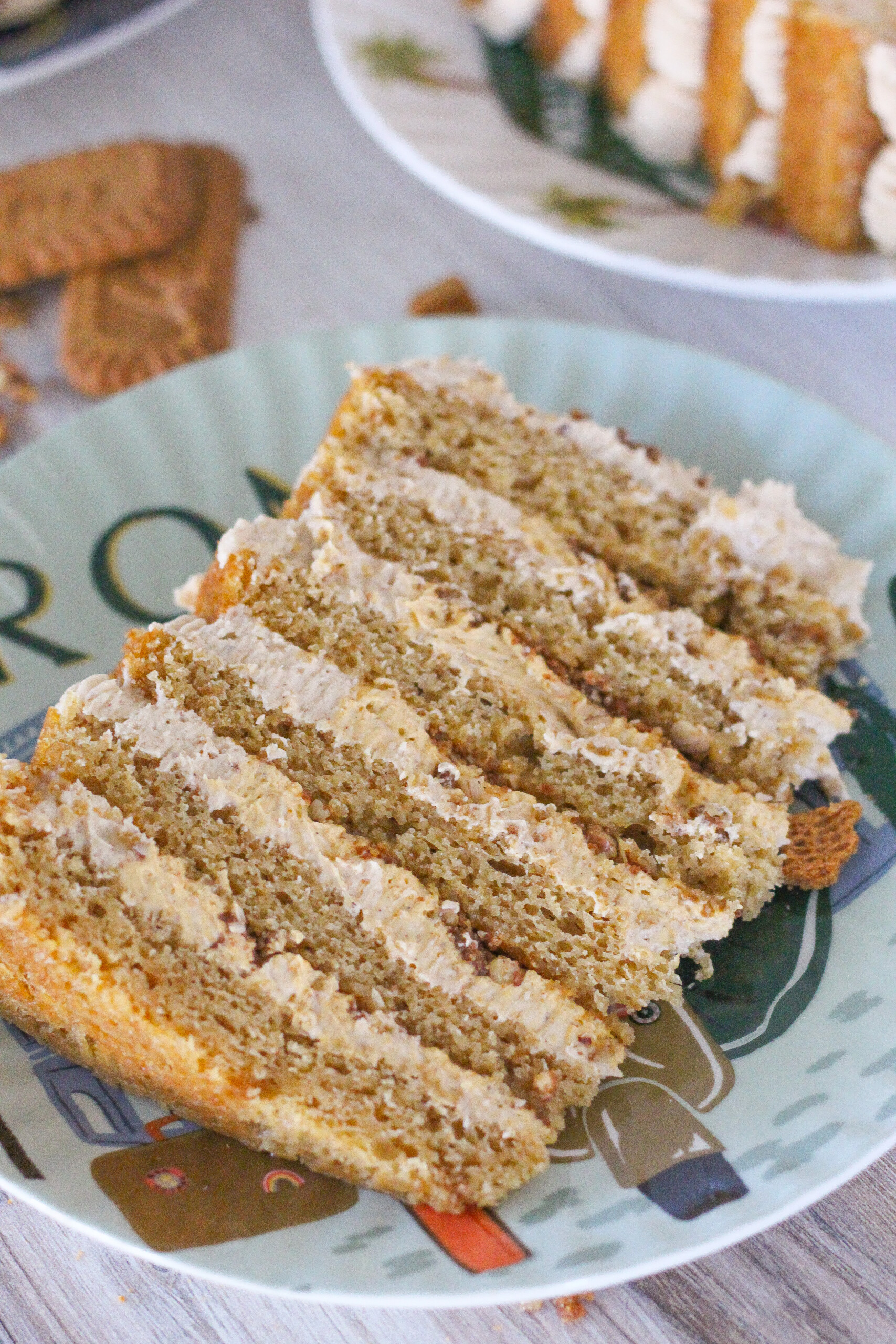 Cake slice on a plate.
